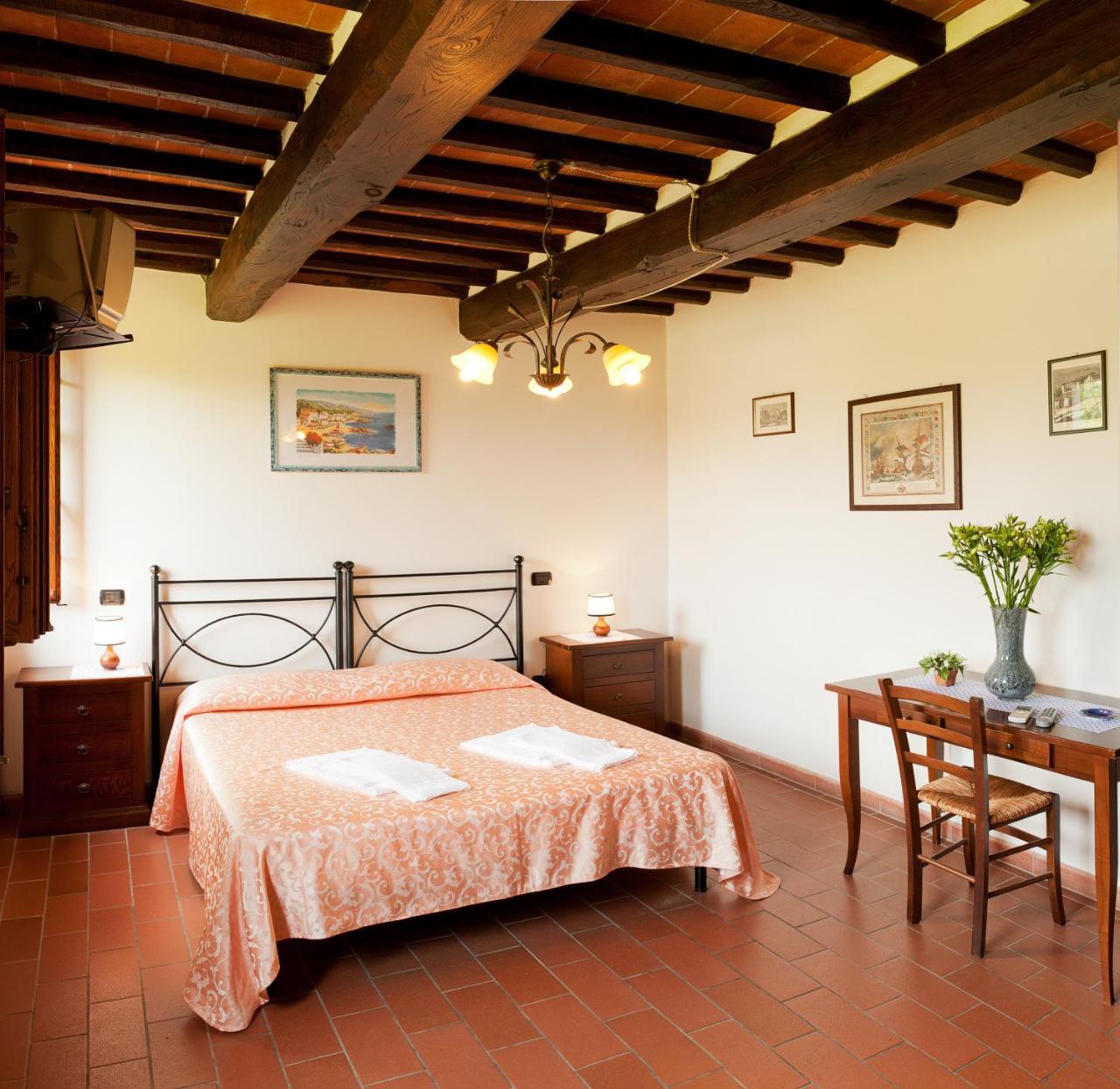 Agriturismo Casolare Lucchese Lucca Exterior photo